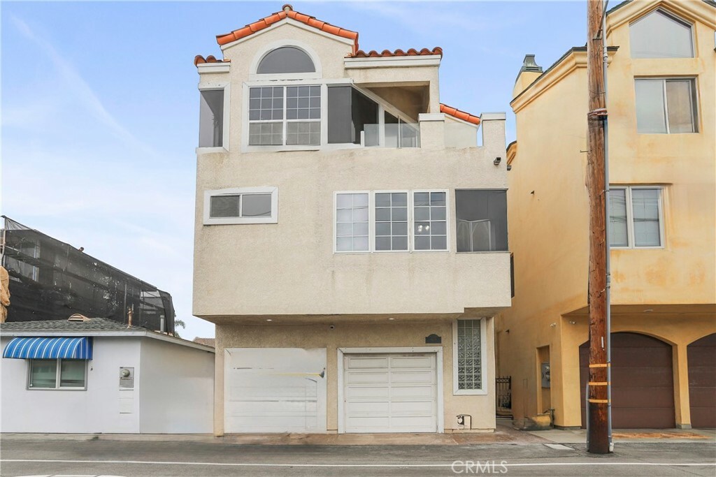 16778 Bayview Drive B  Huntington Beach CA 92649 photo