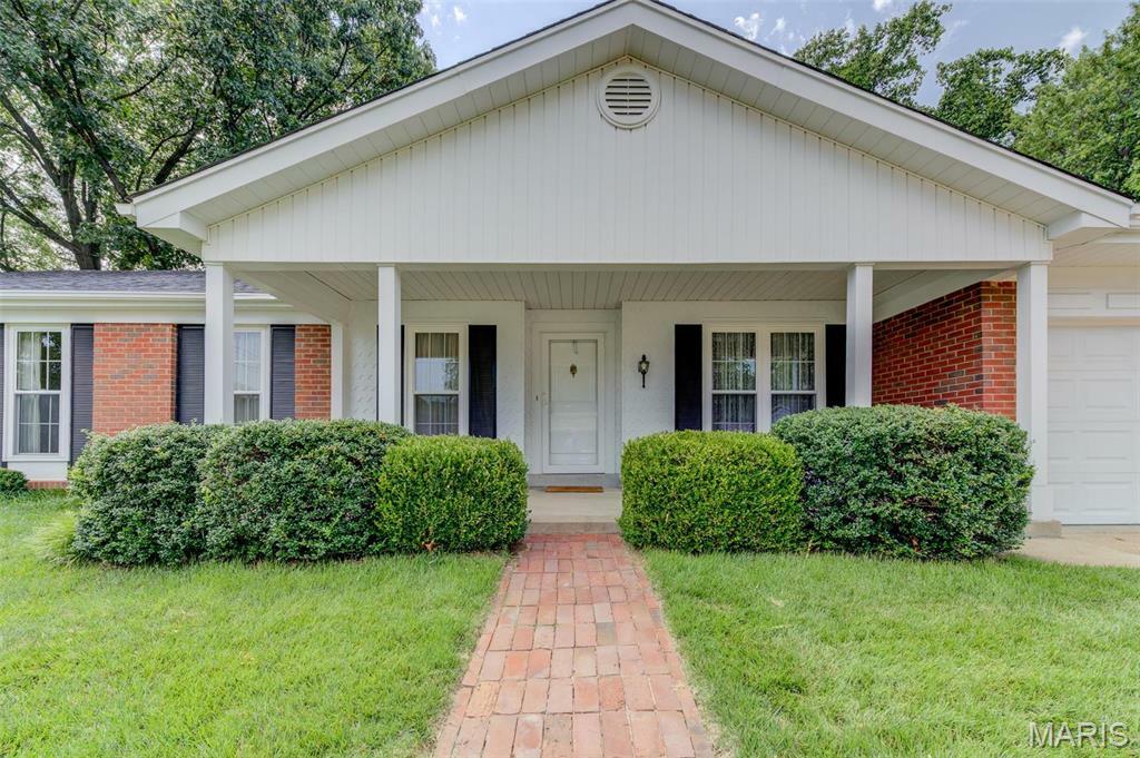 Property Photo: 1853 Burlewood Drive MO 63146