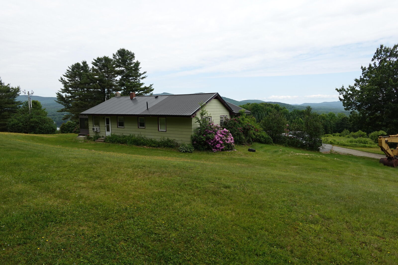 Property Photo: 20 Dyke Drive ME 04221