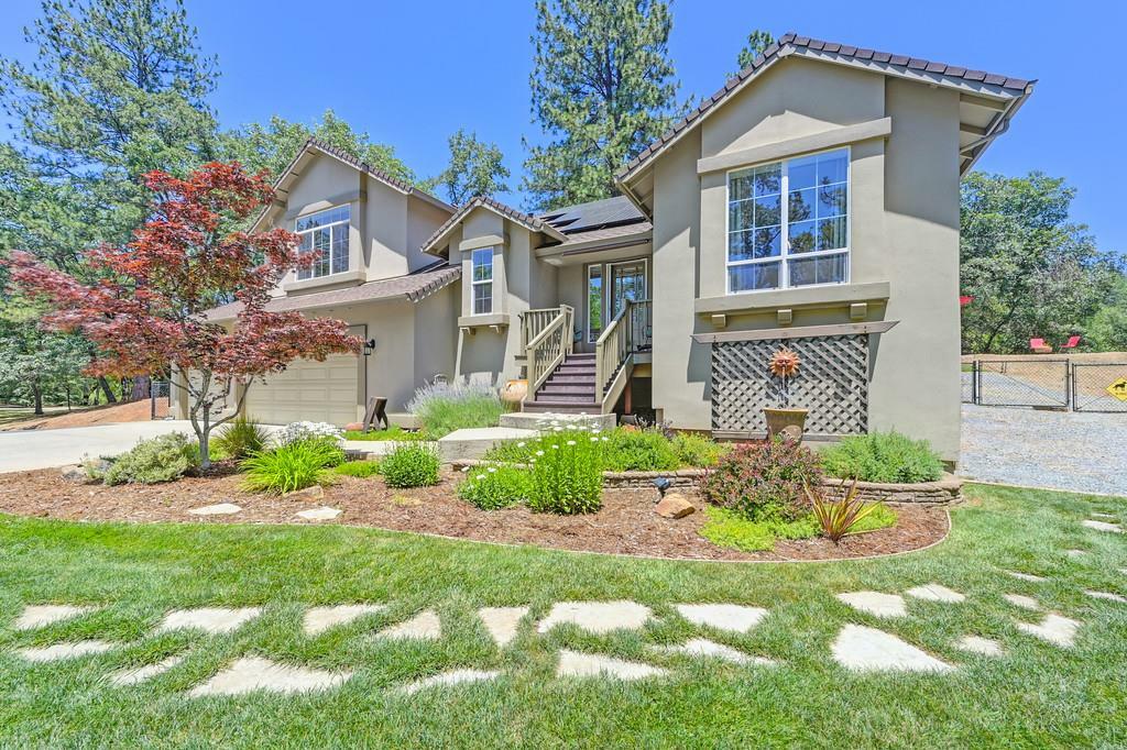 Property Photo: 612 Red Bud Lane CA 95722