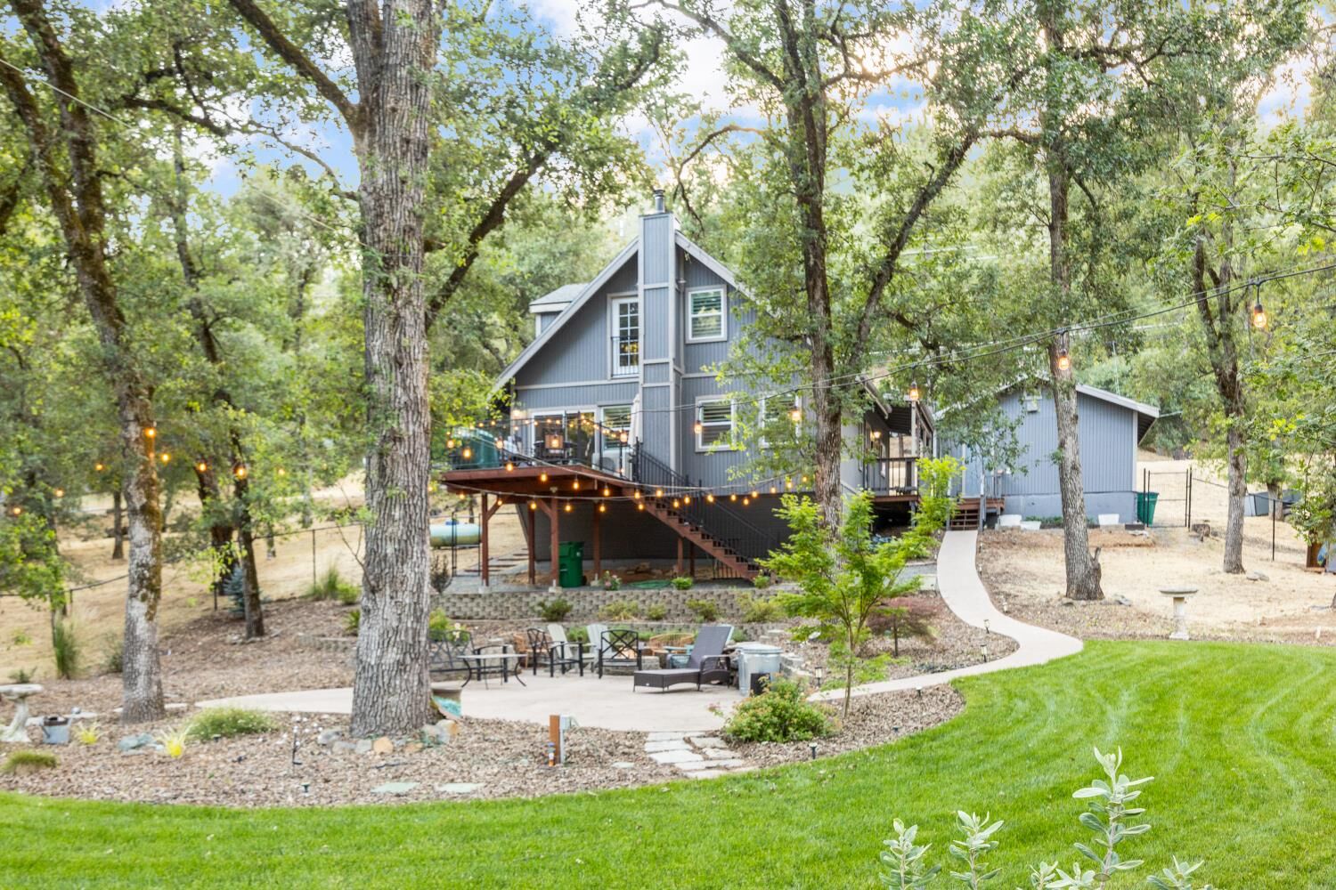 Property Photo: 16927 Brewer Road CA 95949