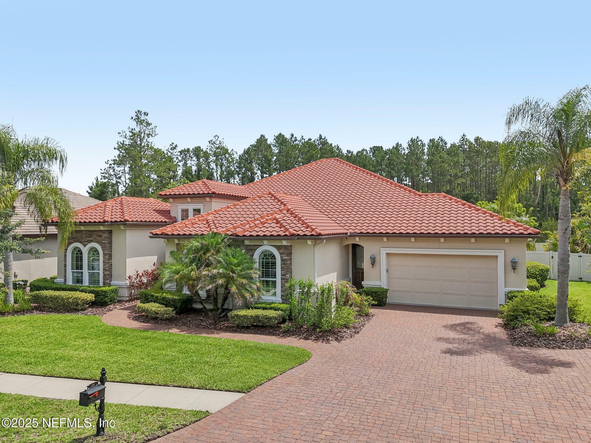 Property Photo: 129 Auburndale Drive FL 32081