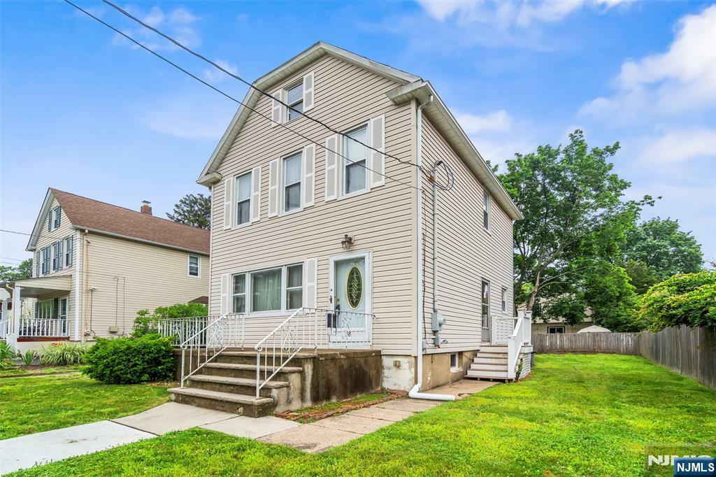 59 Washington Avenue  Maywood NJ 07607 photo