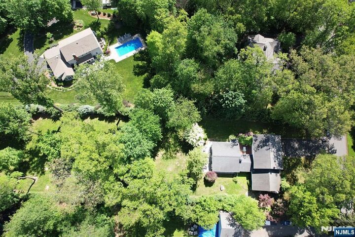 Property Photo: 582 Eder Avenue NJ 07481