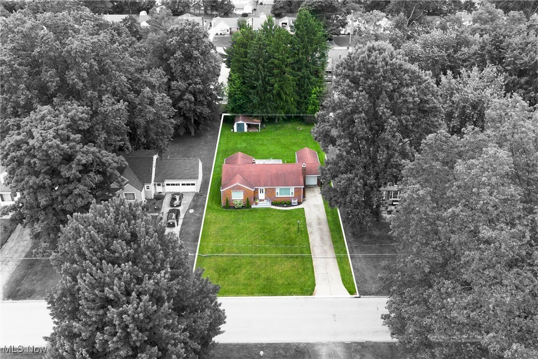 Property Photo: 320 Brookfield Avenue OH 44512