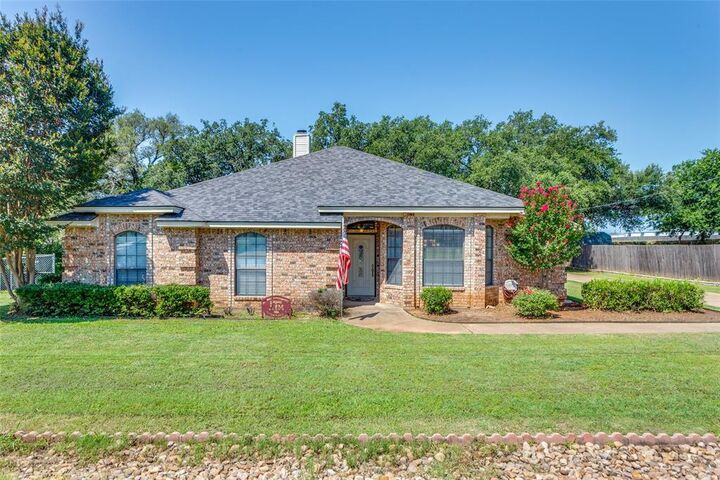 4018 View Point Drive  Granbury TX 76048 photo