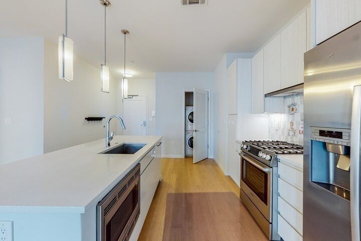 Property Photo: 45 W 3rd 309 MA 02127