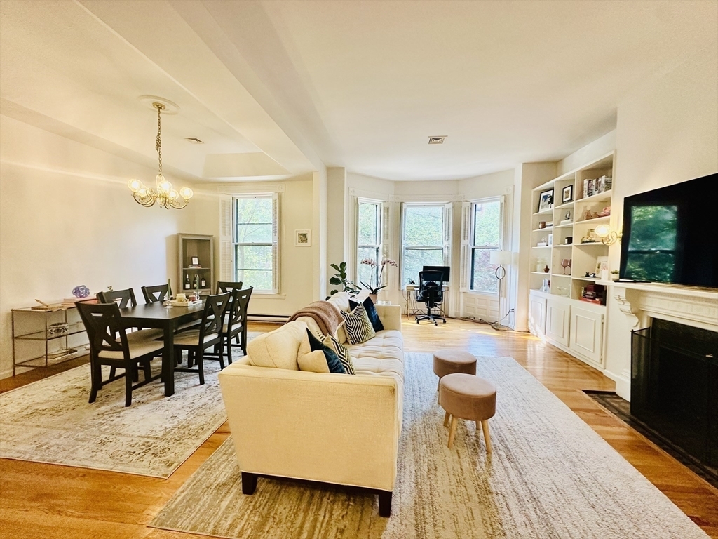 Property Photo: 333 Beacon St 3 MA 02116