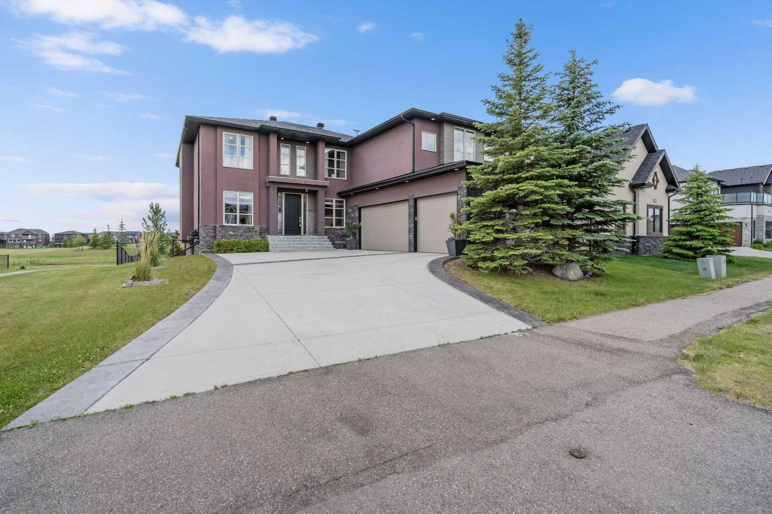 Property Photo: 116 Park Drive AB T1Z 0A4