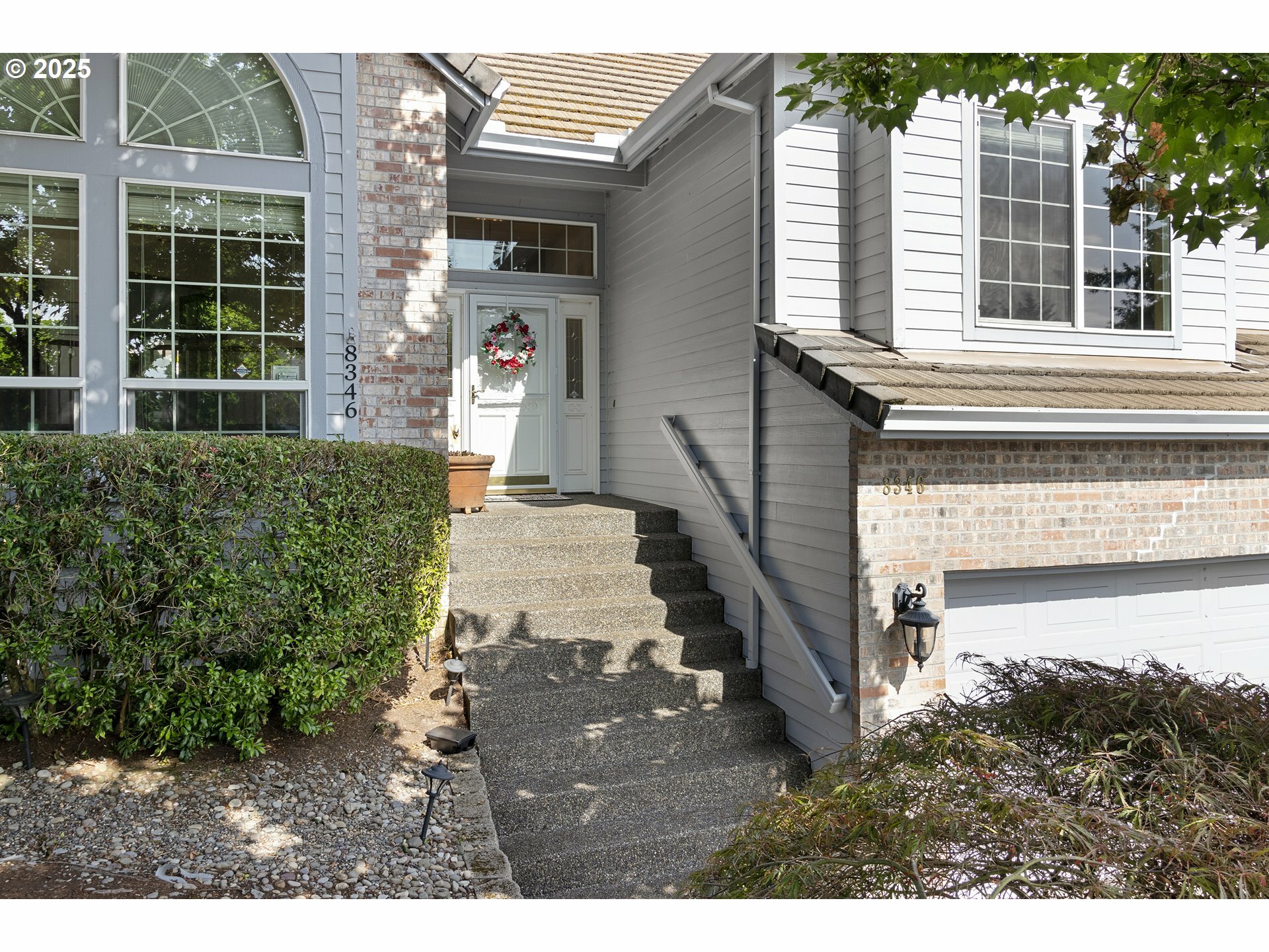 Property Photo:  8346 SE 141st Ave  OR 97236 