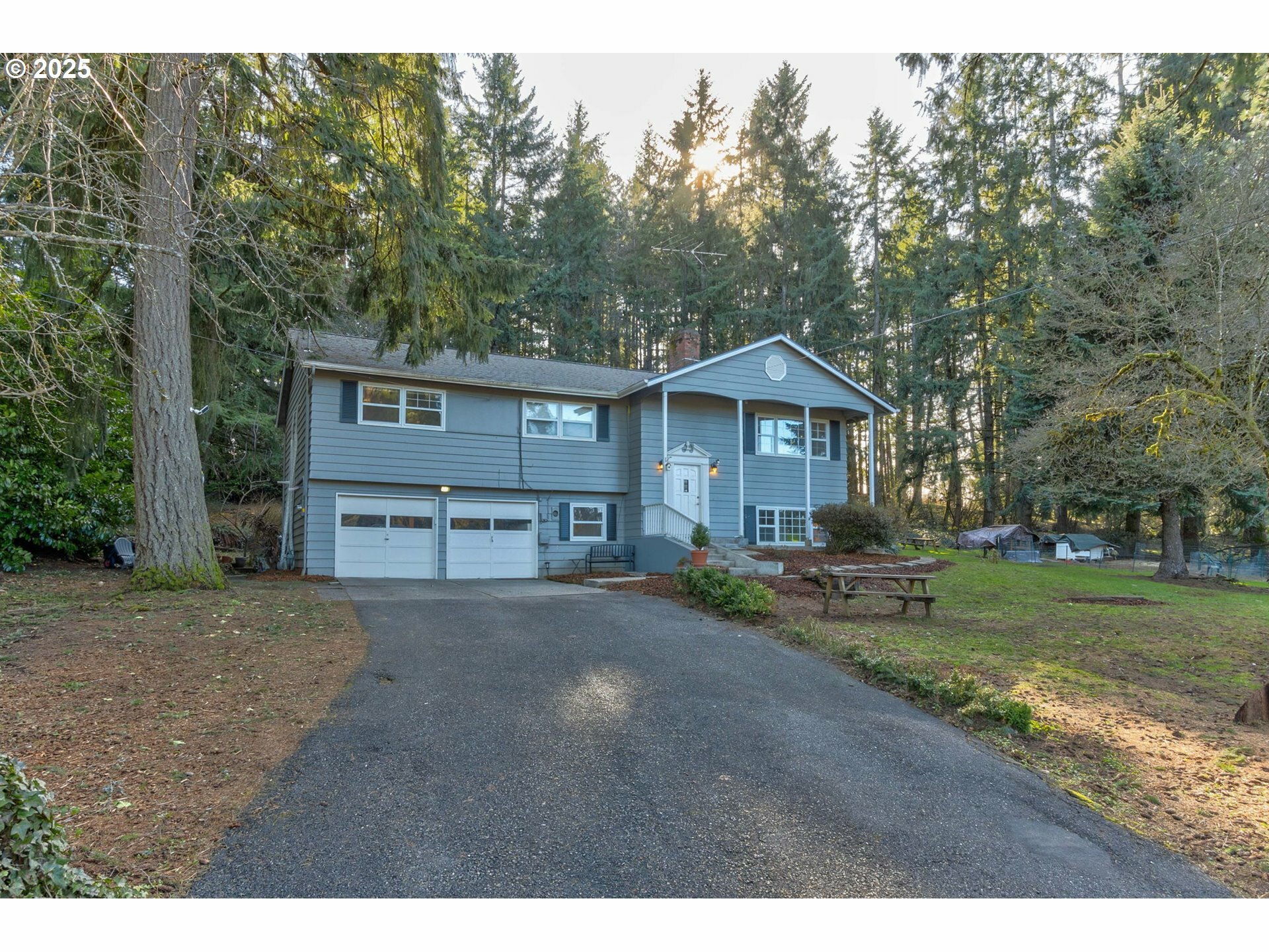 Property Photo: 24492 SE Three Cedars St OR 97089