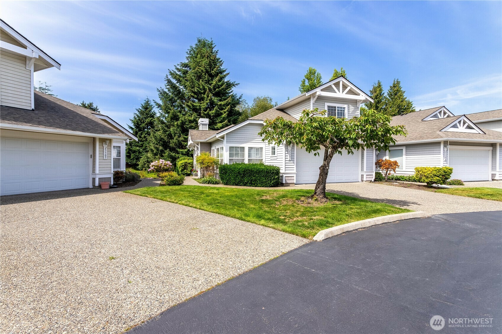 Property Photo: 23302 53rd Avenue S 4-1 WA 98032