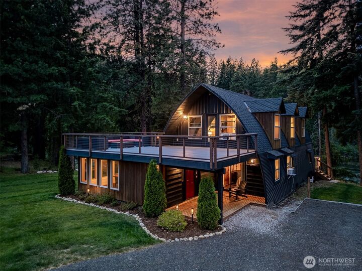 Property Photo: 18832 Pine Loop WA 98826