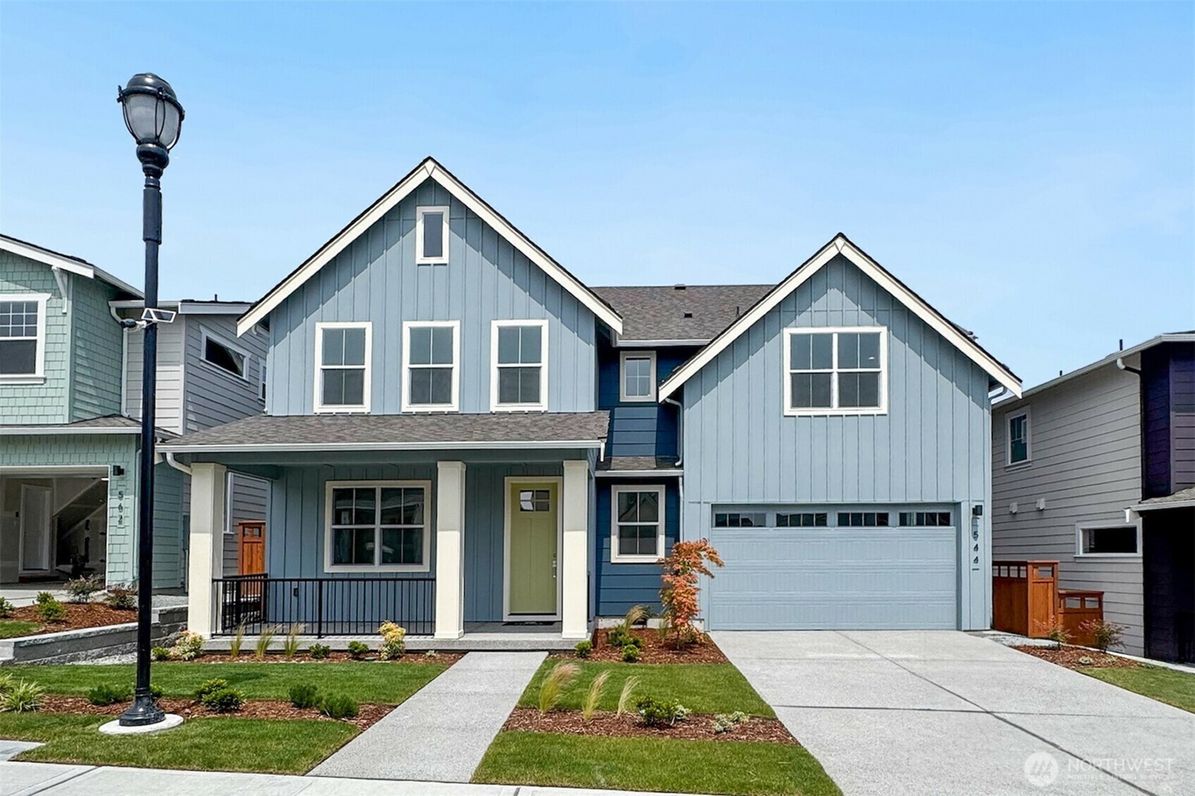 Property Photo:  544 SW 97th Street 5  WA 98106 