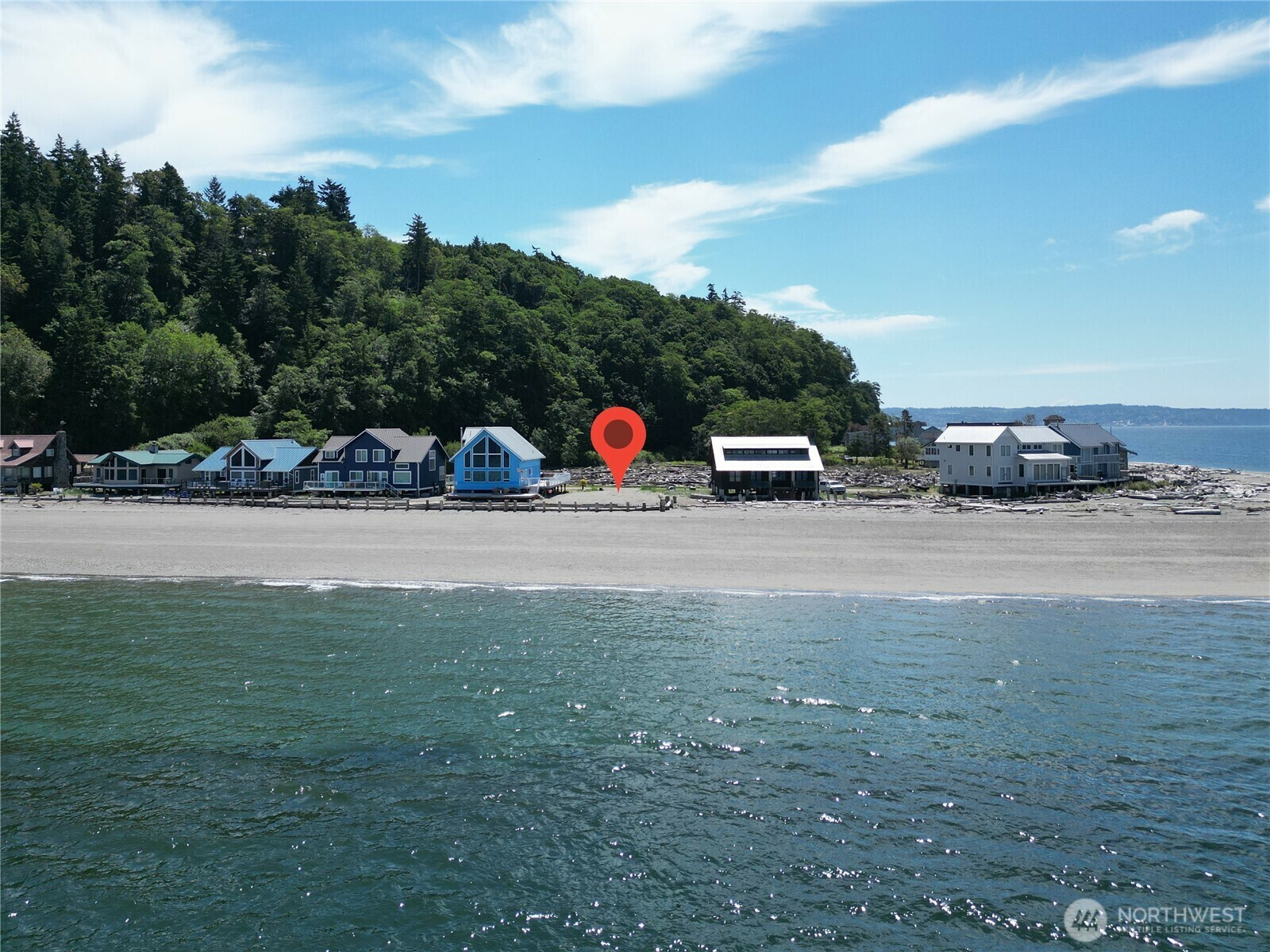 Property Photo: 10 N Sandpoint Way WA 98206