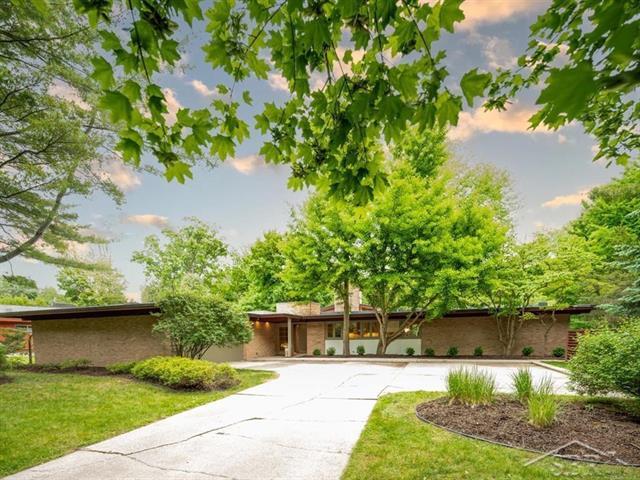 Property Photo:  3900 Valley Drive  MI 48640 