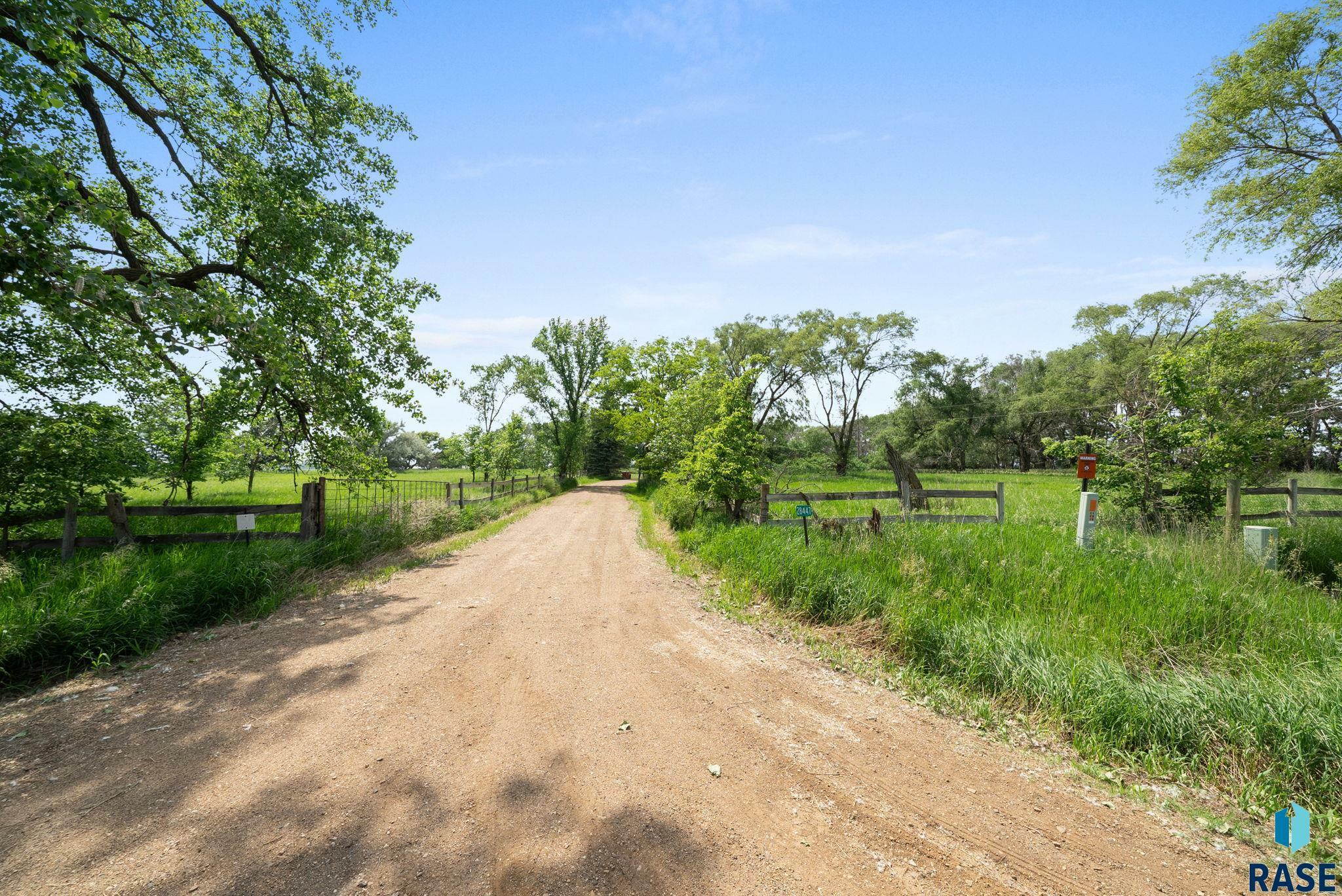 Property Photo:  28447 477th Ave  SD 57013-5809 