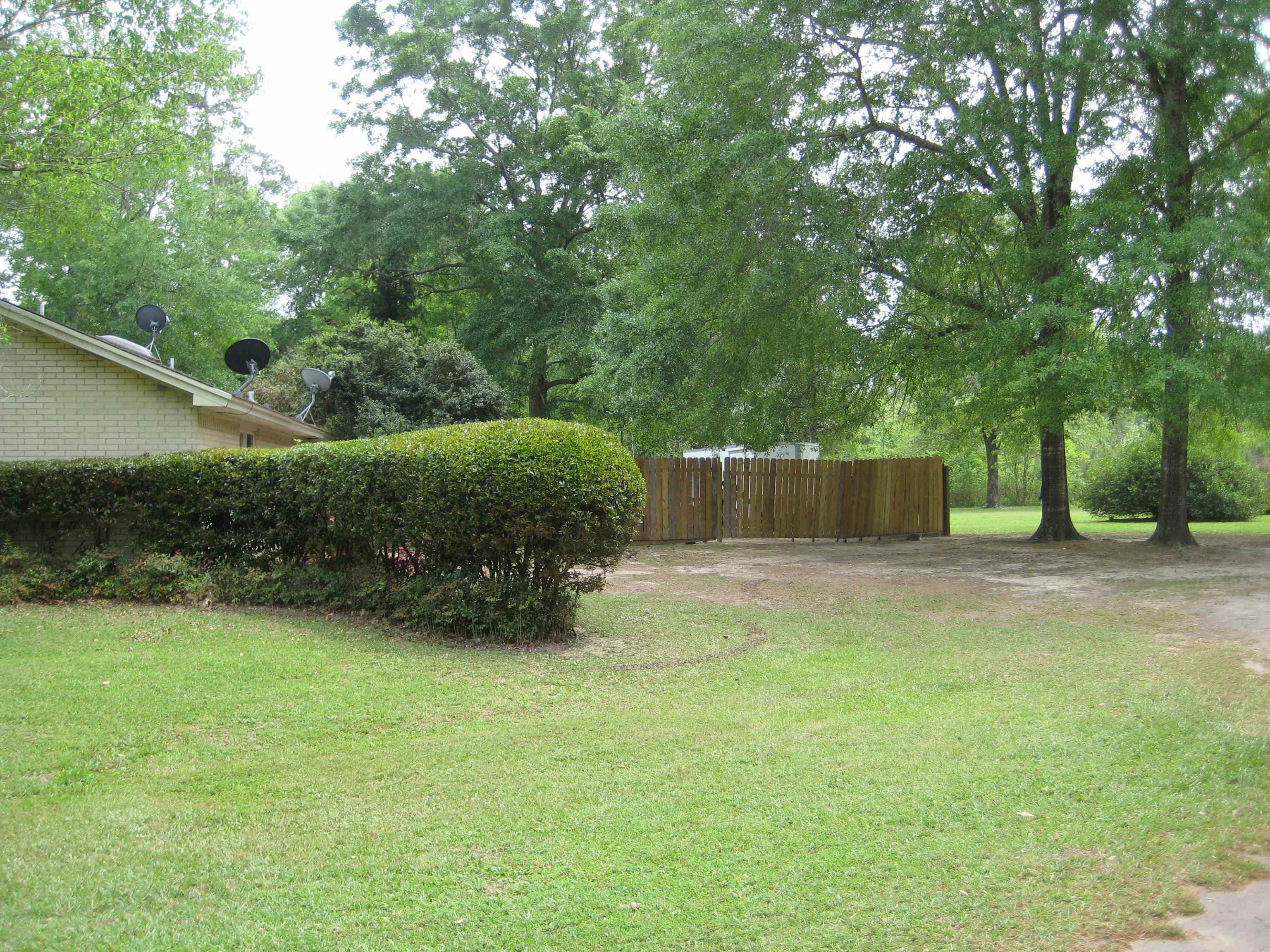 Property Photo: 101 Locust TX 77663