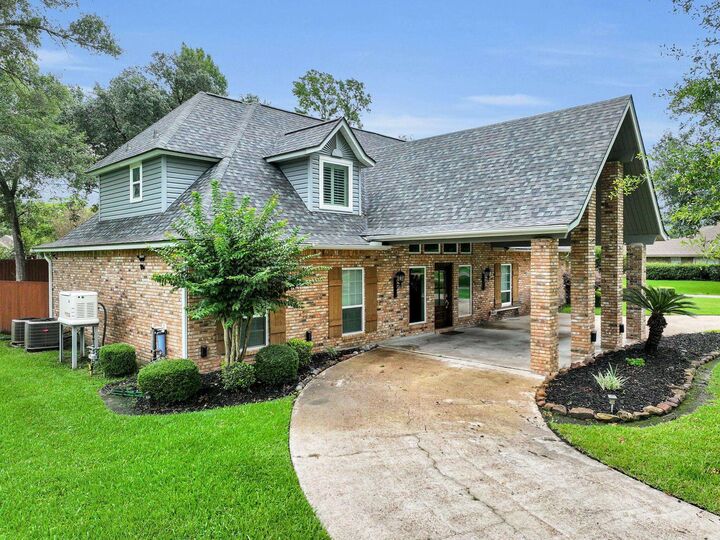 Property Photo: 3708 Huntwick TX 77632