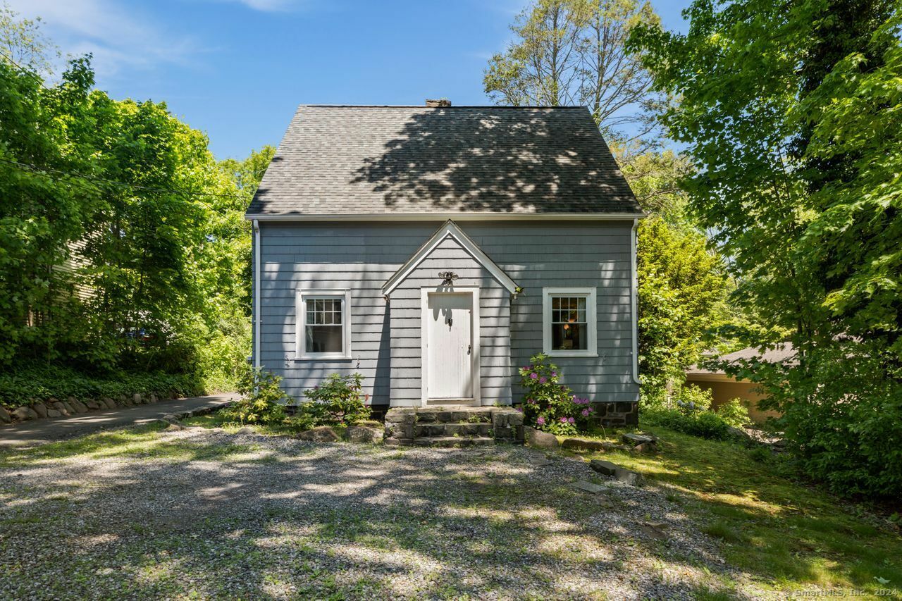 Property Photo: 141 Cannon Street CT 06518
