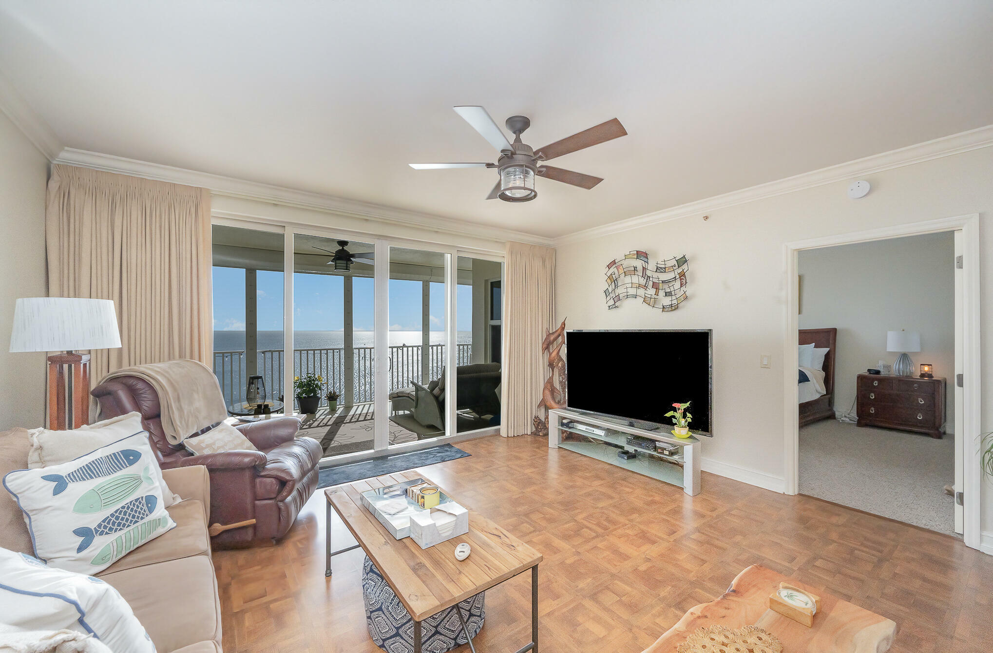 Property Photo: 7 Indian River Avenue FL 32796
