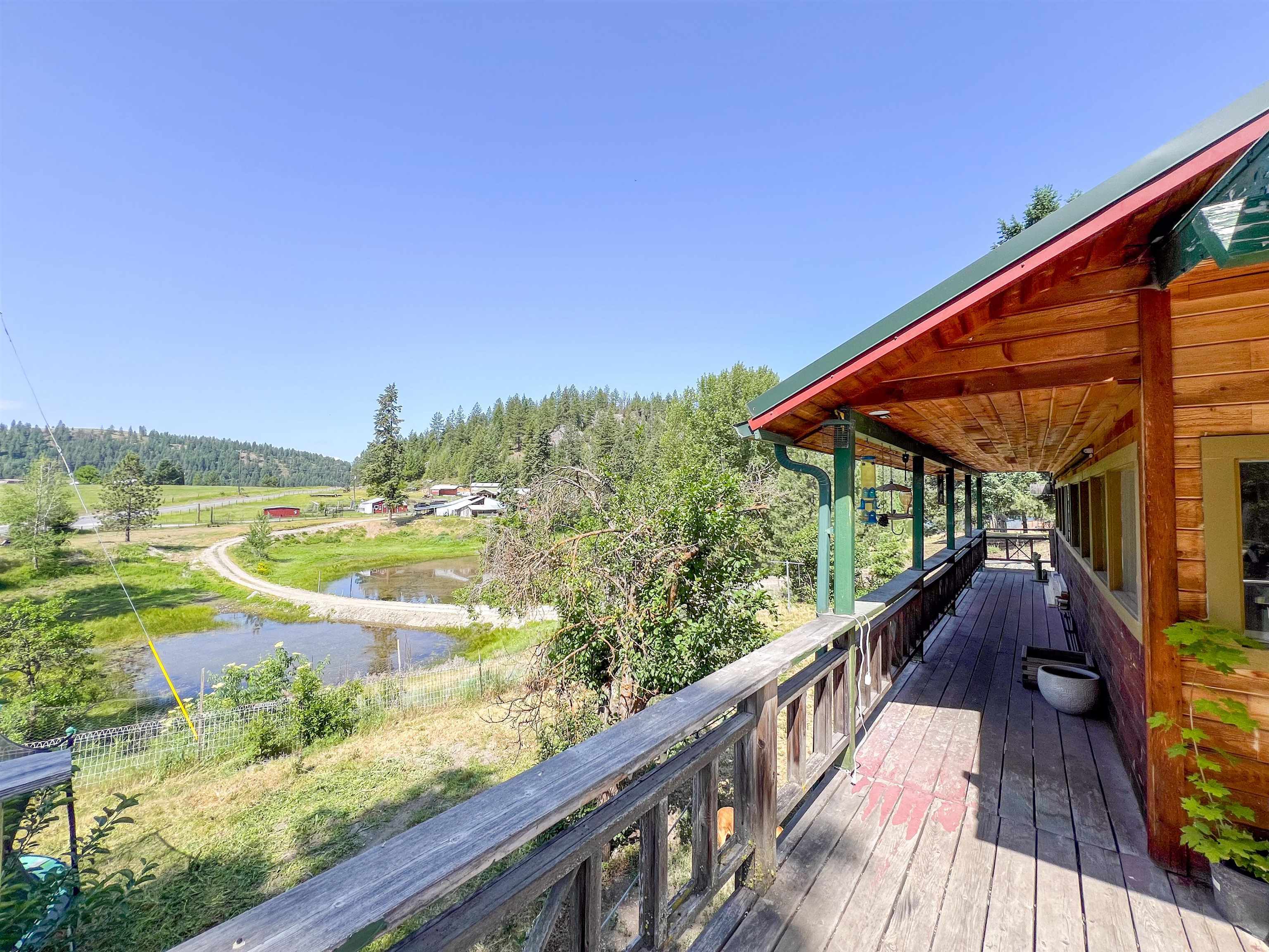Property Photo: 563 Graham Rd WA 99114
