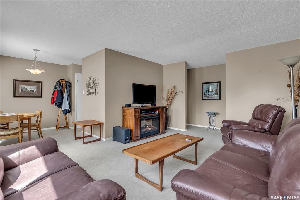 Property Photo: 90 Churchill Drive SK S7K 3X4