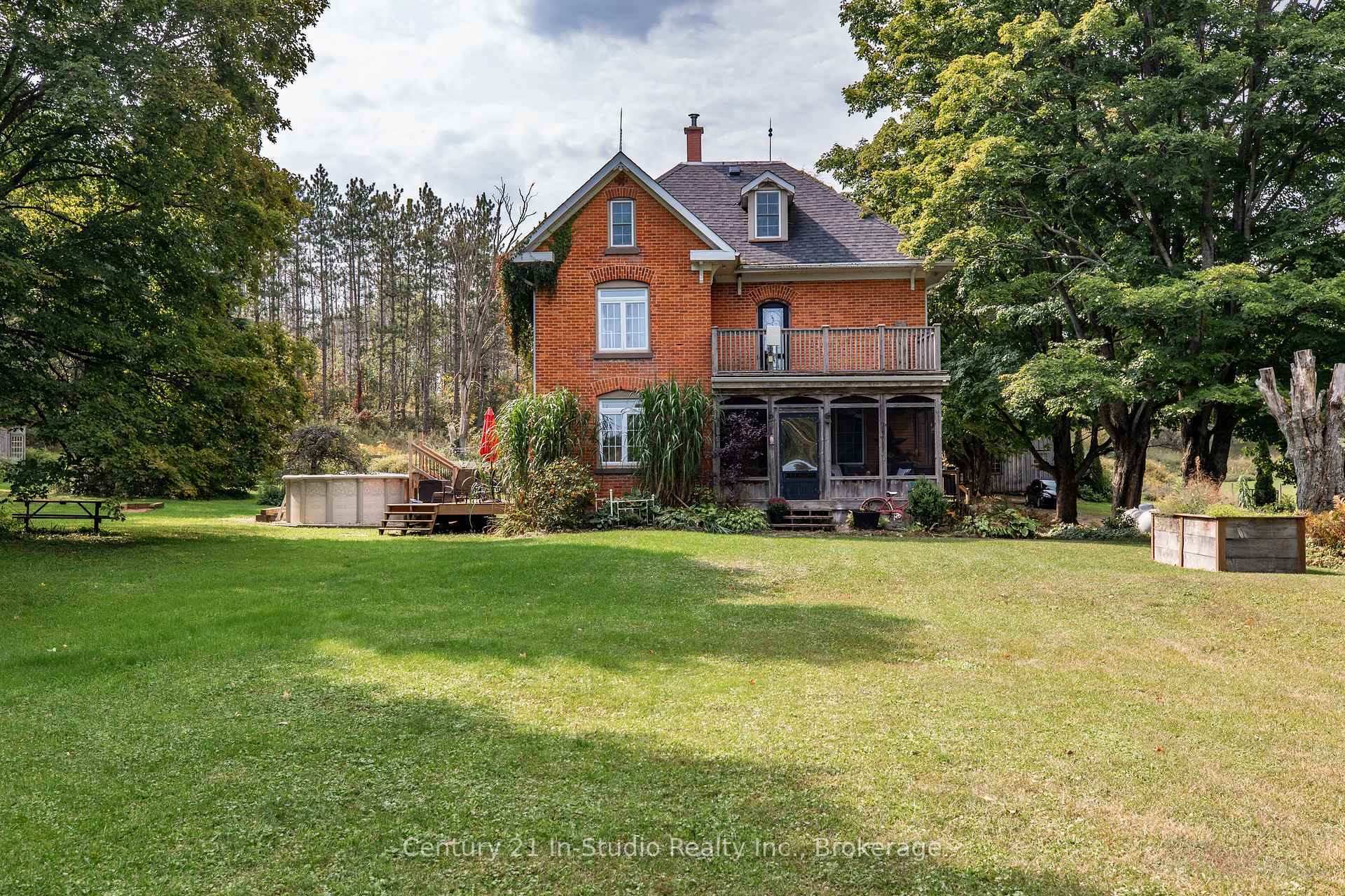 Property Photo: 553308 Grey Road 23 N/A ON N0C 1K0