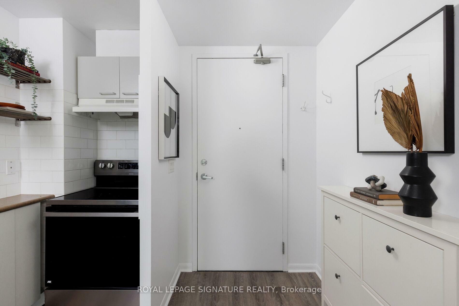 Property Photo: 333 Adelaide Street E 534 ON M5A 4T4