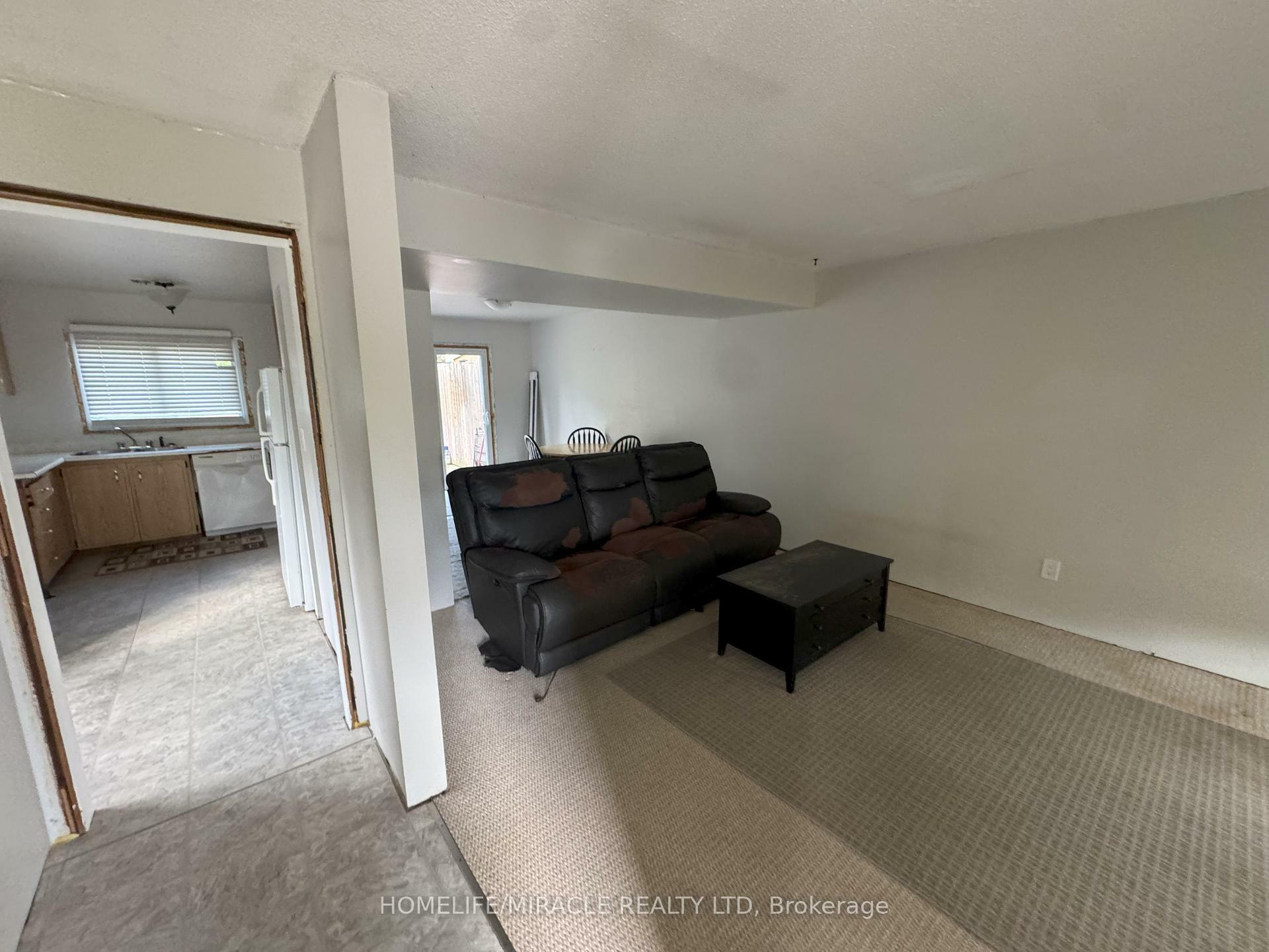 Property Photo: 278 Barber Avenue ON P1A 3G3