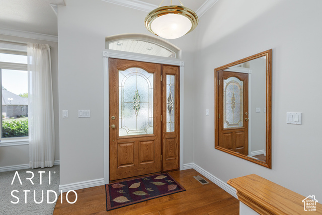Property Photo: 841 E 5875 S UT 84405