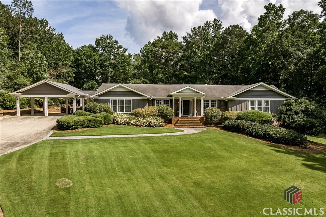 Property Photo:  1060 Woodhollow Lane  GA 30606 