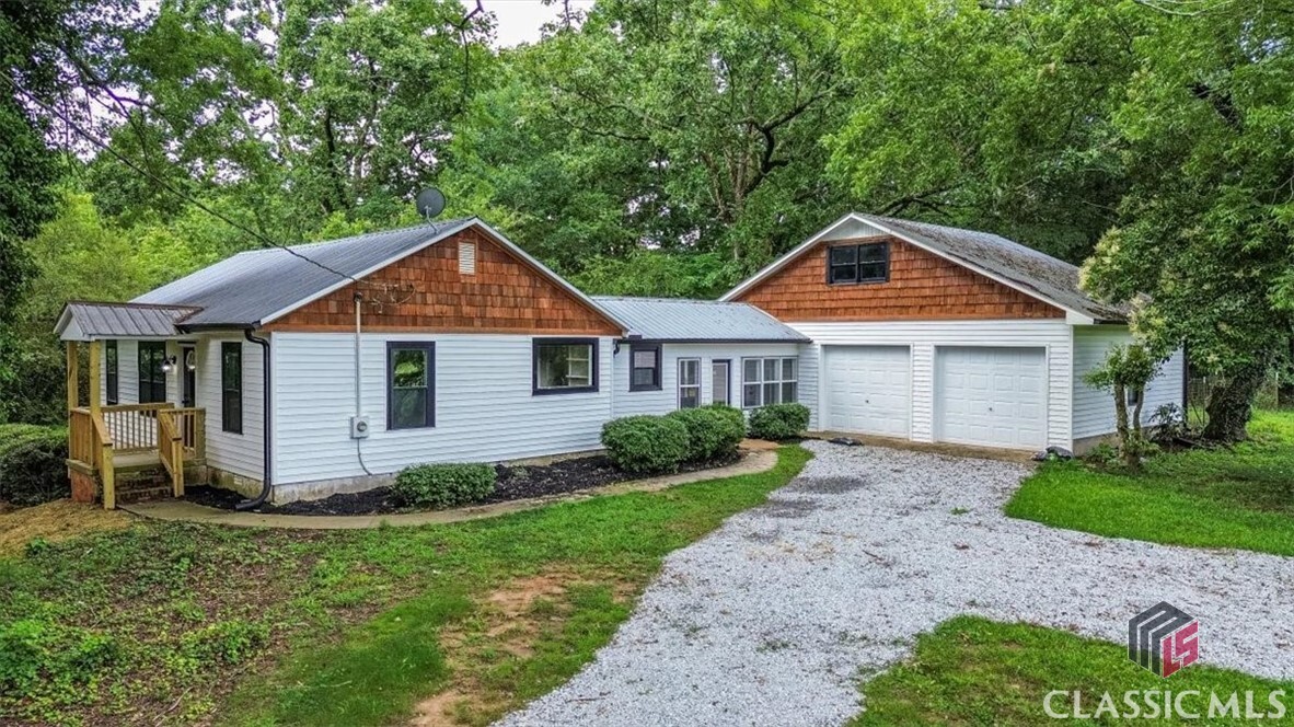 Property Photo: 3438 Hwy 106 S GA 30646
