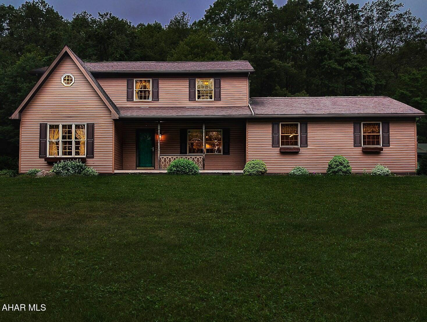 Property Photo: 263 Helixville Road PA 15559