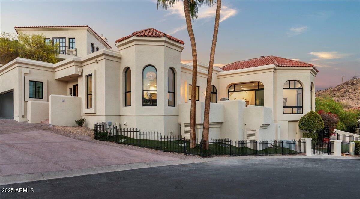 Property Photo: 3800 E Lincoln Drive 54 AZ 85018