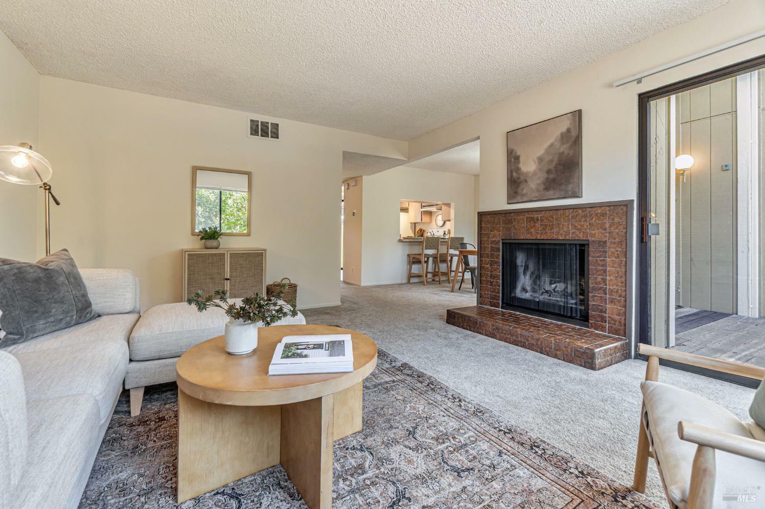 Property Photo: 7 Byron Circle CA 94941