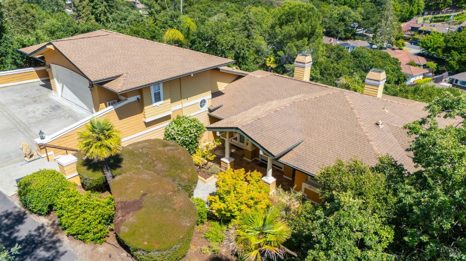 Property Photo:  6 Leona Drive  CA 94903 