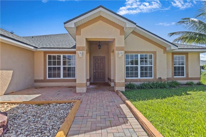 Property Photo:  4109 NE 21st Pl  FL 33909 