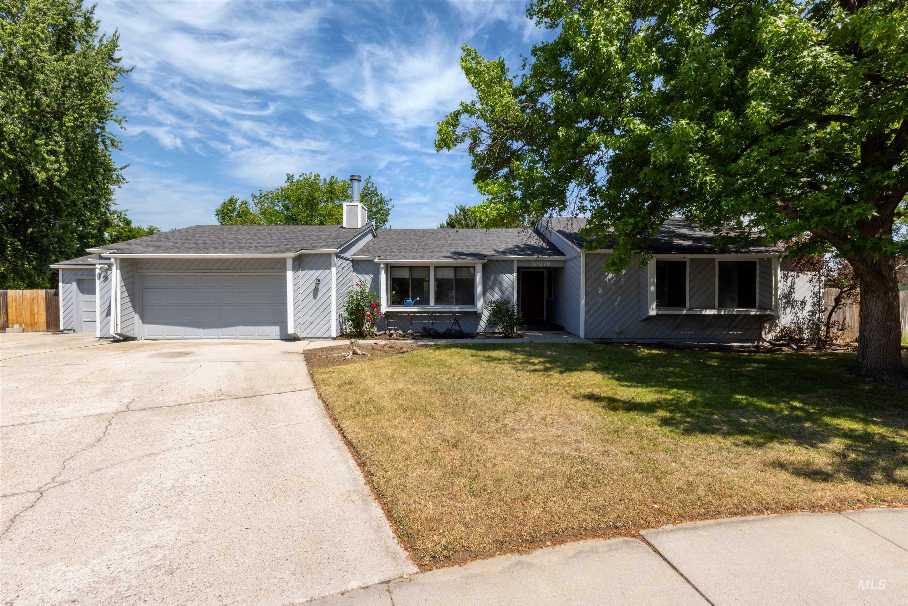 Property Photo: 10276 W Summerwind Dr ID 83704-3950