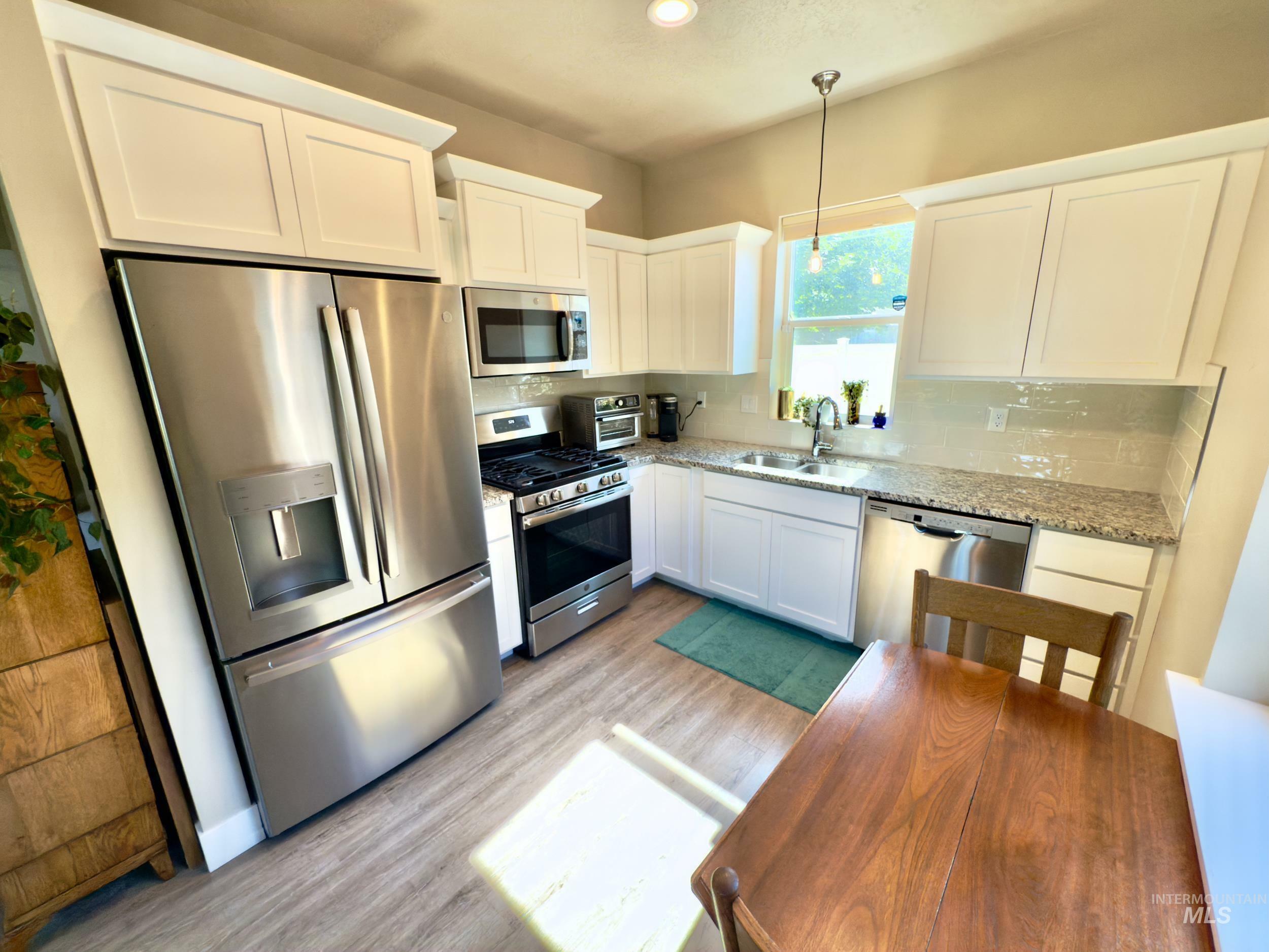 Property Photo: 2459 S Loveland Lane ID 83705