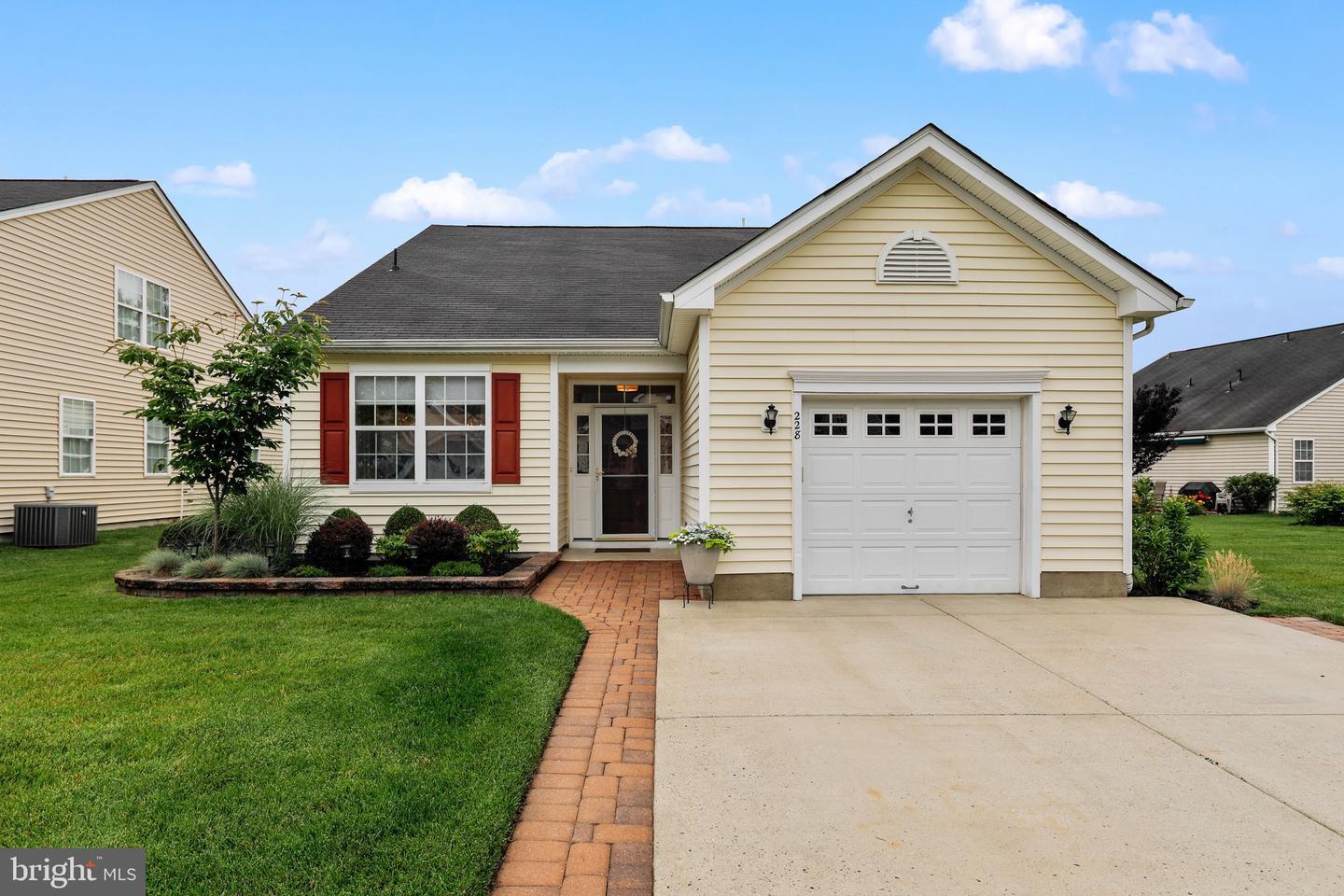 Property Photo:  228 Snowy Egret Lane  NJ 08086 