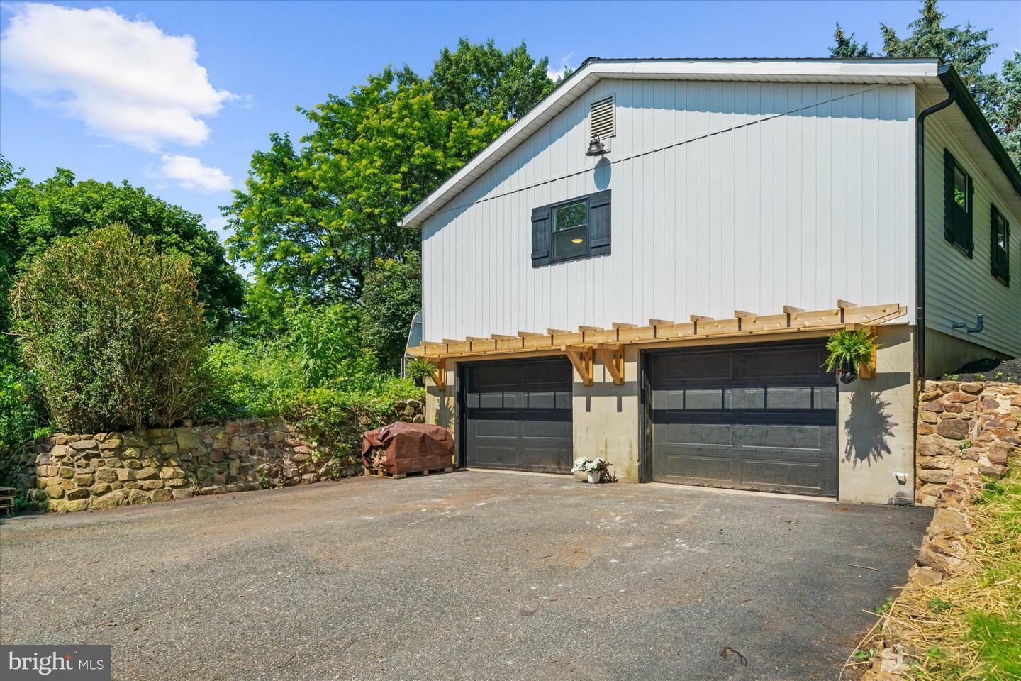 Property Photo: 261 Indian Lane PA 19512