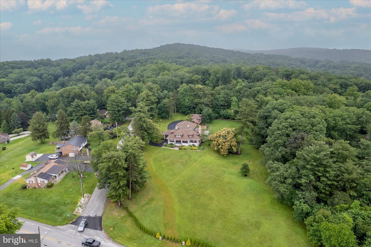 Property Photo: 2165 Broadway PA 17331