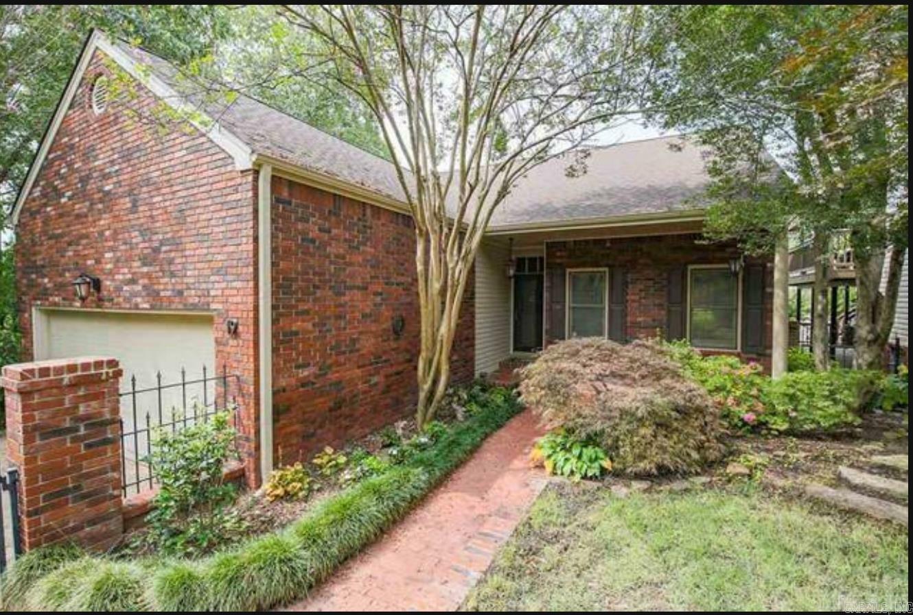 Property Photo: 801 Pleasant Valley Drive, Unit 19 AR 72227