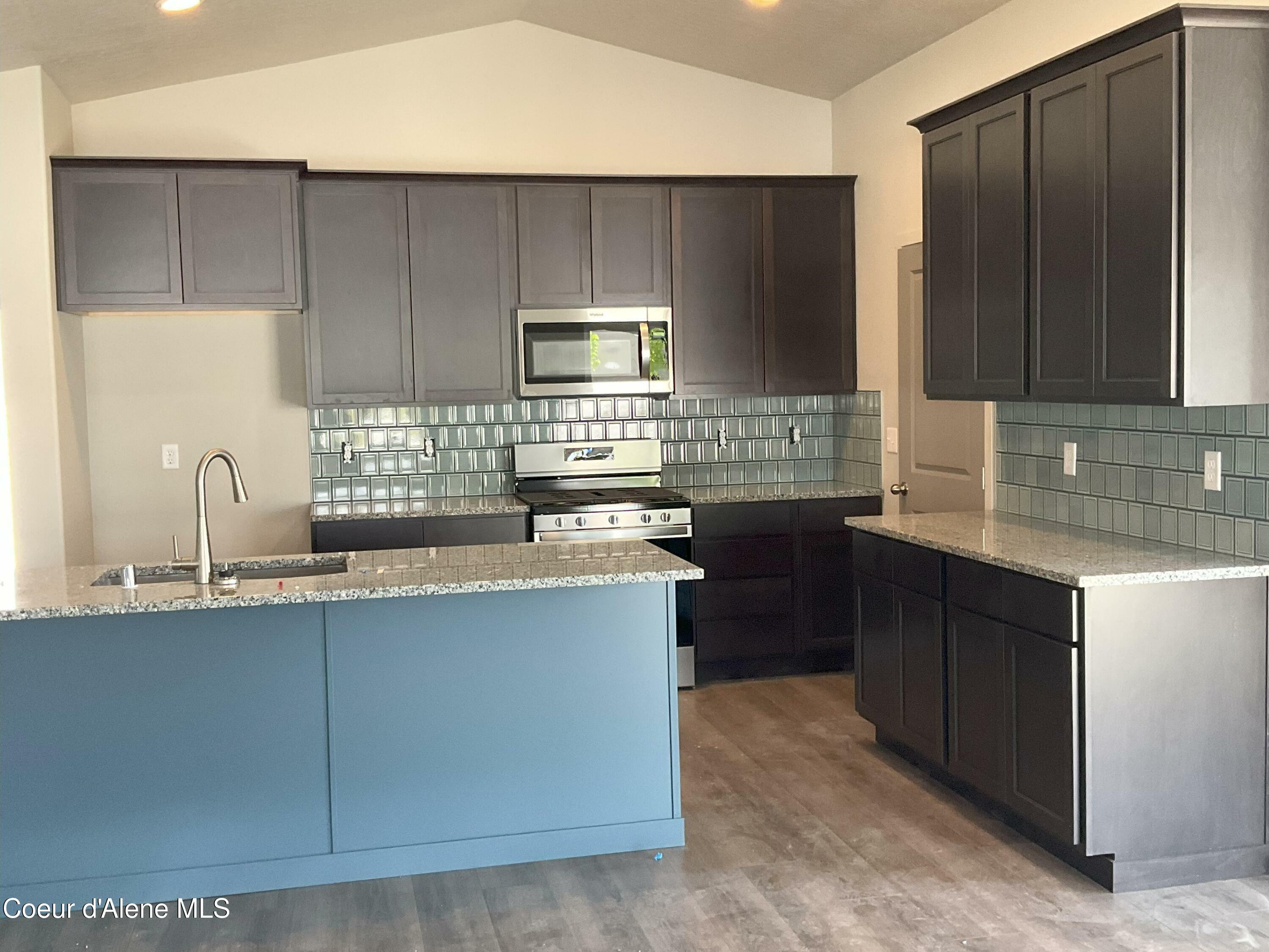 Property Photo:  218 S Treeline Street  WA 99001 