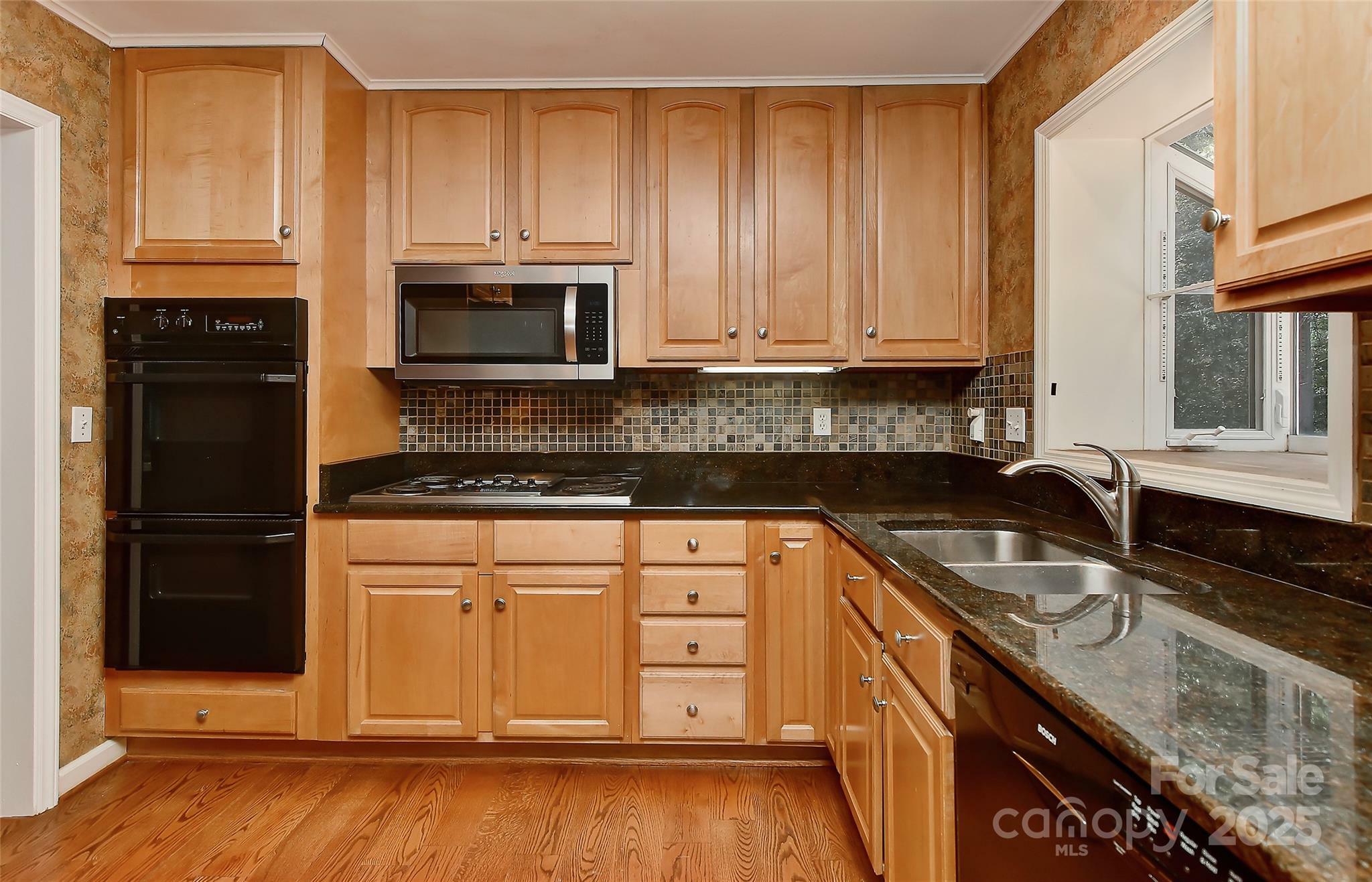 Property Photo:  6117 Yellowood Road  NC 28210 