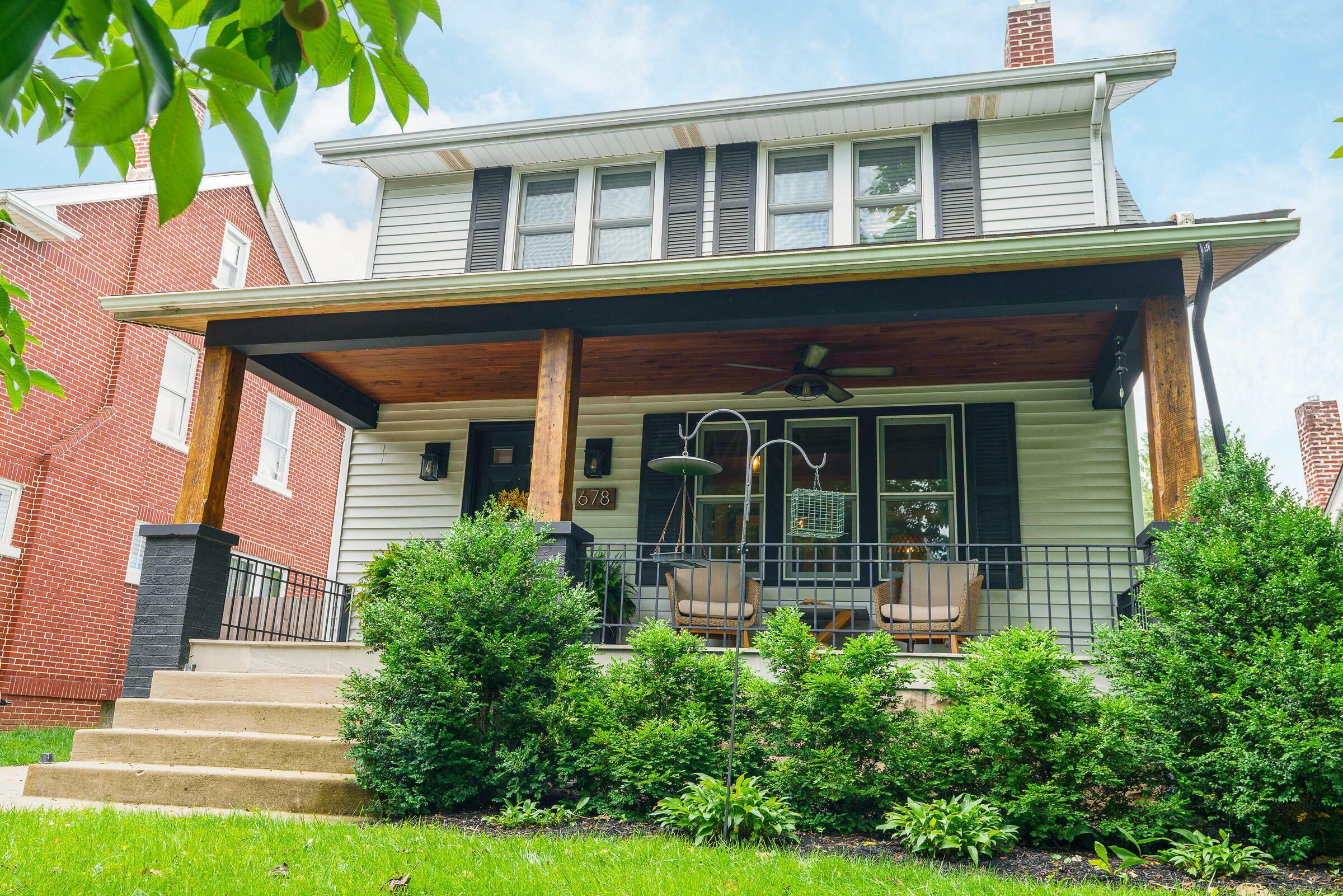 Property Photo: 678 S Cassingham Road OH 43209