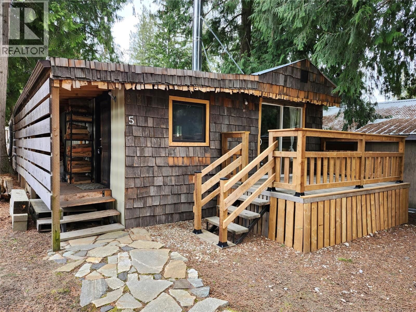 Property Photo:  1079 Lundell Road 5  BC V0E 2S0 