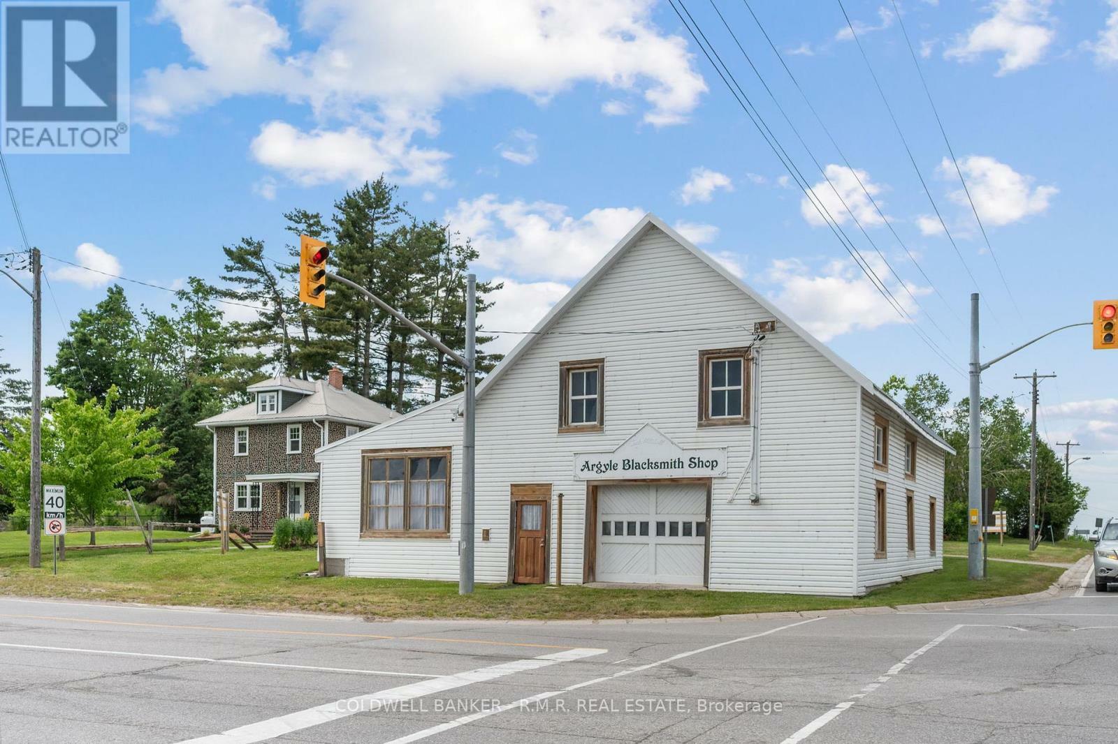 Property Photo: 269 Glenarm Road ON K0M 2T0