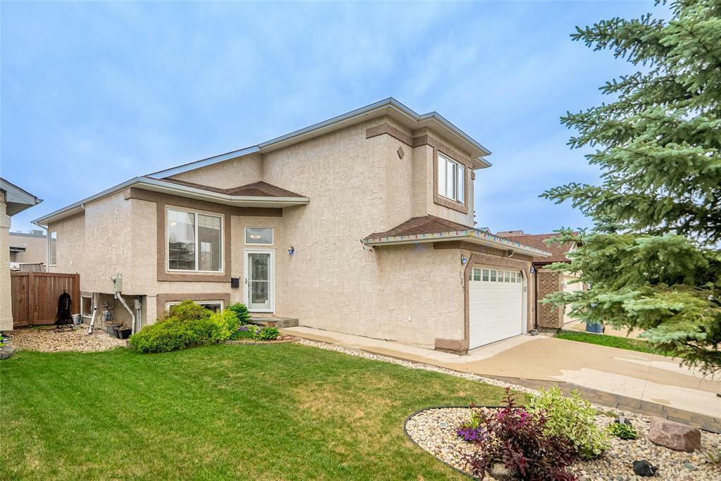 Property Photo: 187 Lindmere Drive MB R3P 2R5